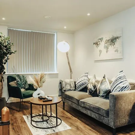 Stunning 2-bed In Center Apartman